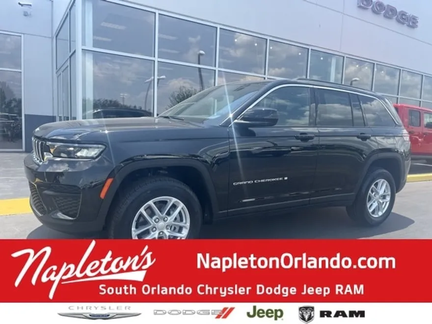 2025 Jeep Grand Cherokee Laredo X photo 1