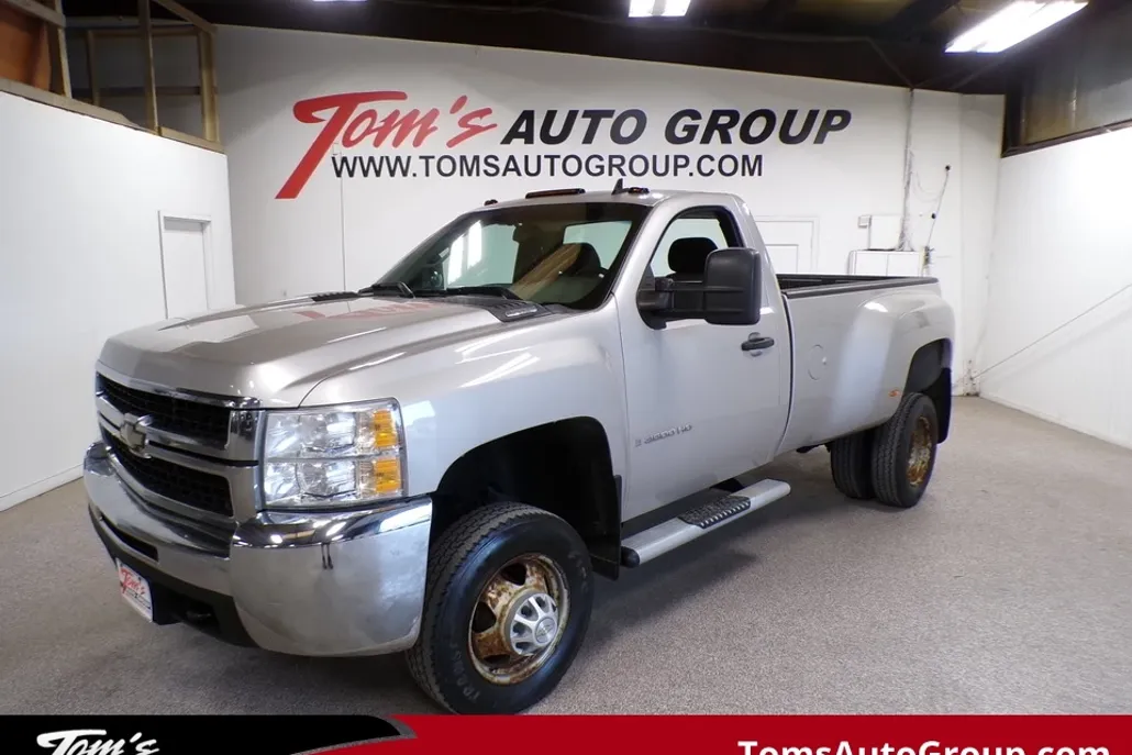 2009 Chevrolet Silverado 3500HD Work Truck photo 1