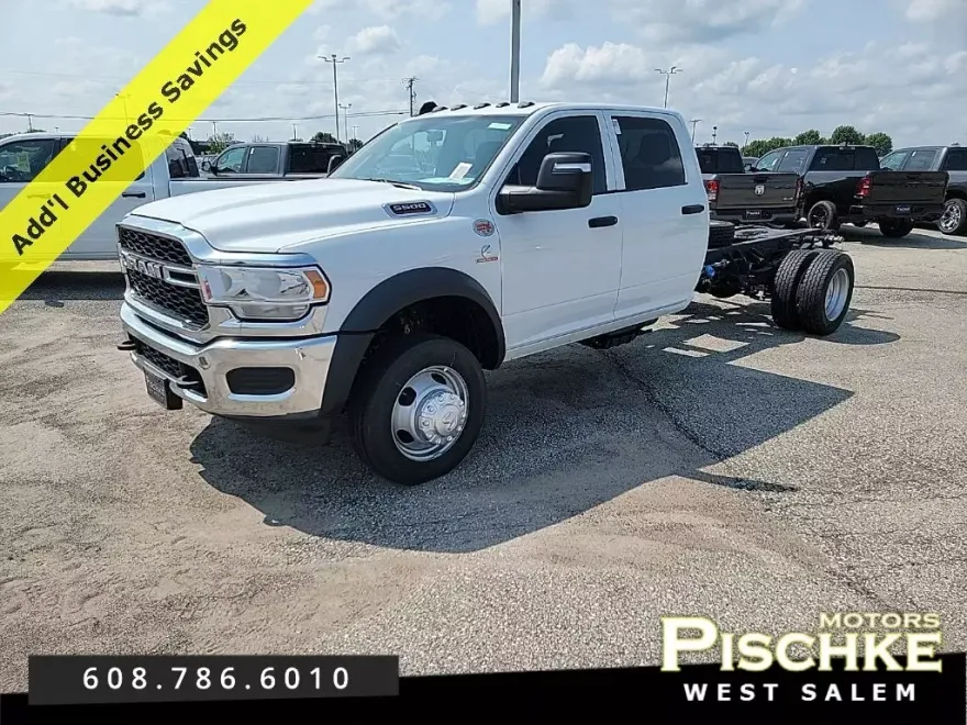 2024 Ram 5500 Tradesman photo 1