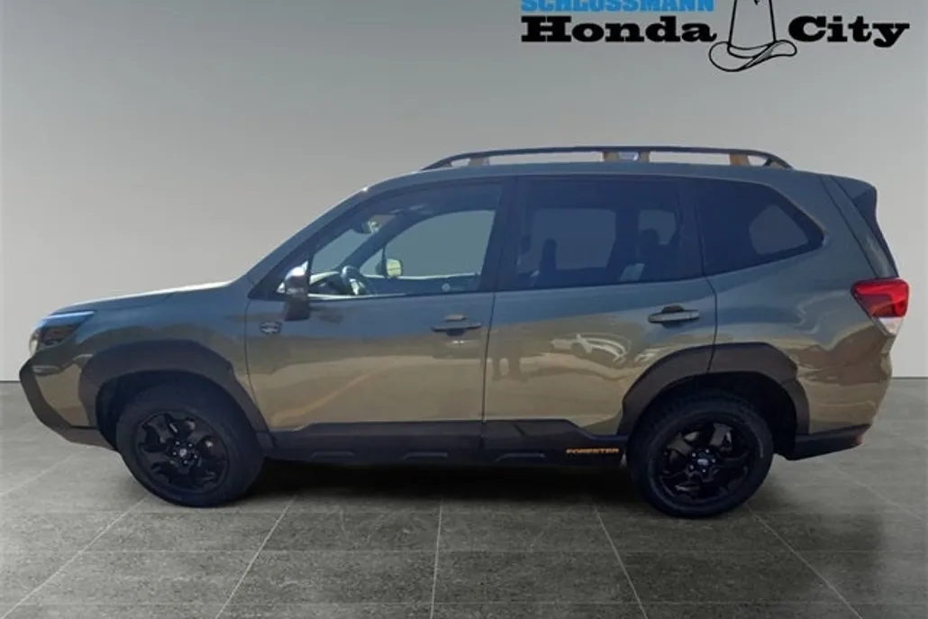 2022 Subaru Forester Wilderness photo 1