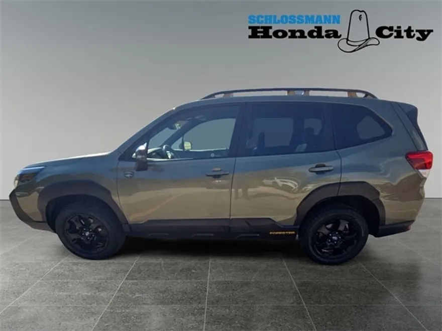 2022 Subaru Forester Wilderness photo 1