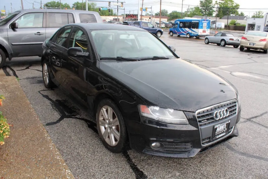 2011 Audi A4 2.0T Quattro Premium photo 1