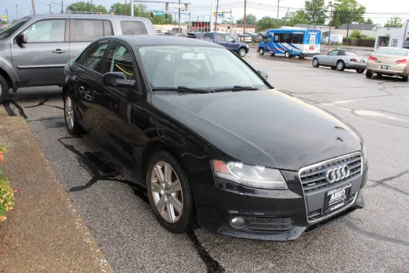2011 Audi A4 2.0T Quattro Premium photo 1
