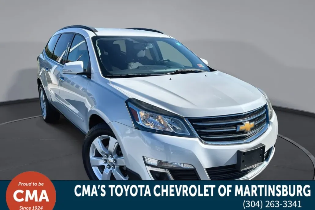 2017 Chevrolet Traverse 1LT photo 1