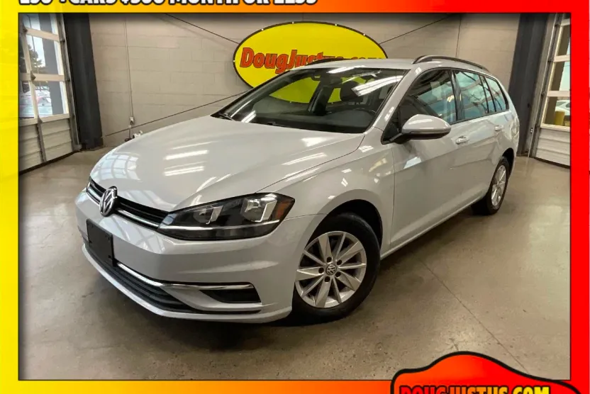 2019 Volkswagen Golf SportWagen S photo 1