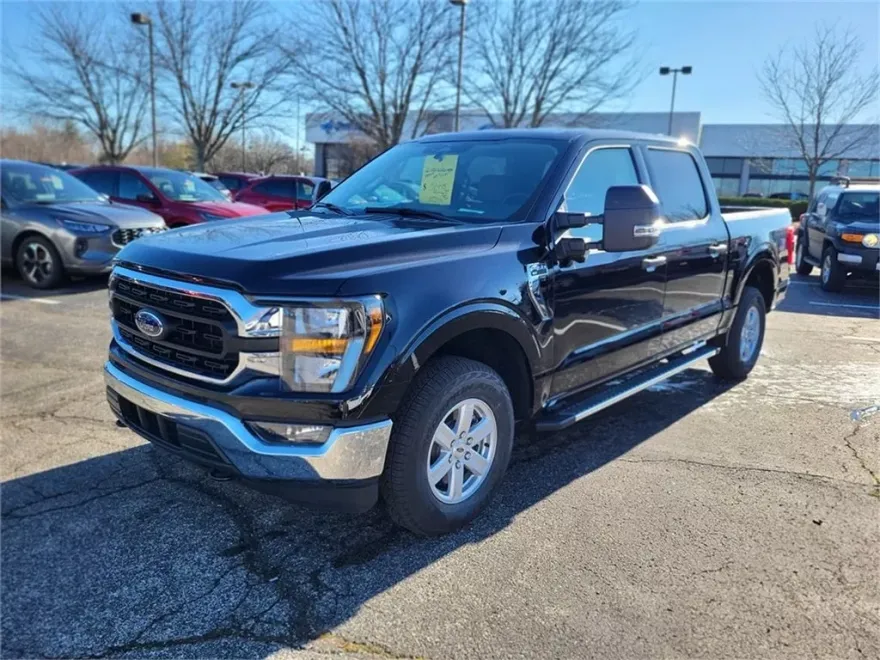 2023 Ford F-150 XLT photo 1