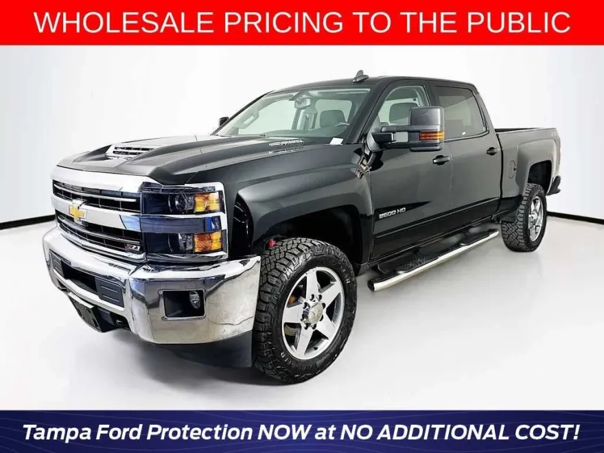 2018 Chevrolet Silverado 2500HD LT photo 1
