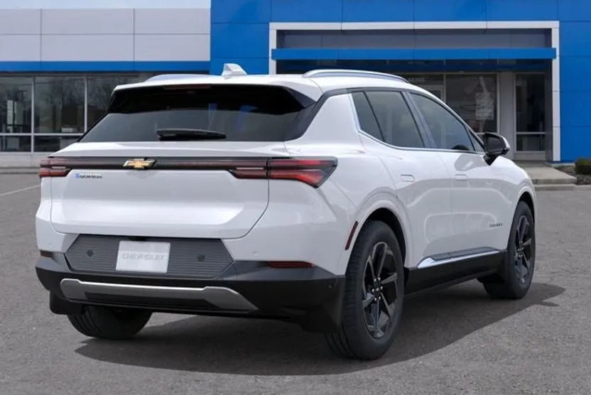 2025 Chevrolet Equinox EV 1LT photo 1