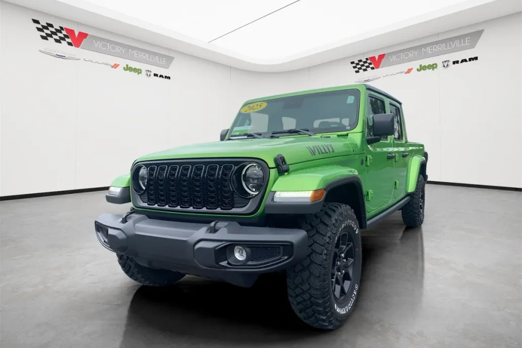 2025 Jeep Gladiator Willys photo 1
