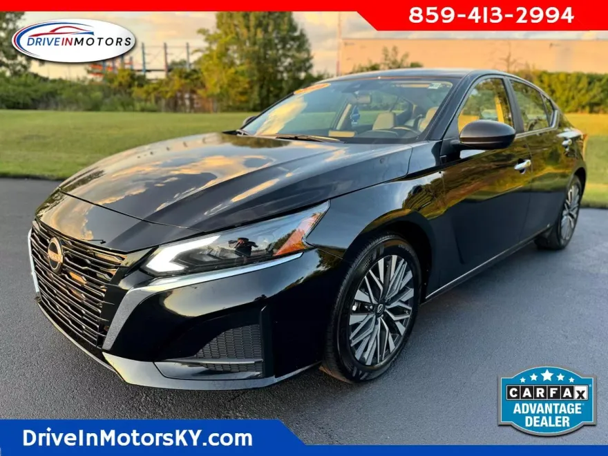 2025 Nissan Altima 2.5 SV photo 1