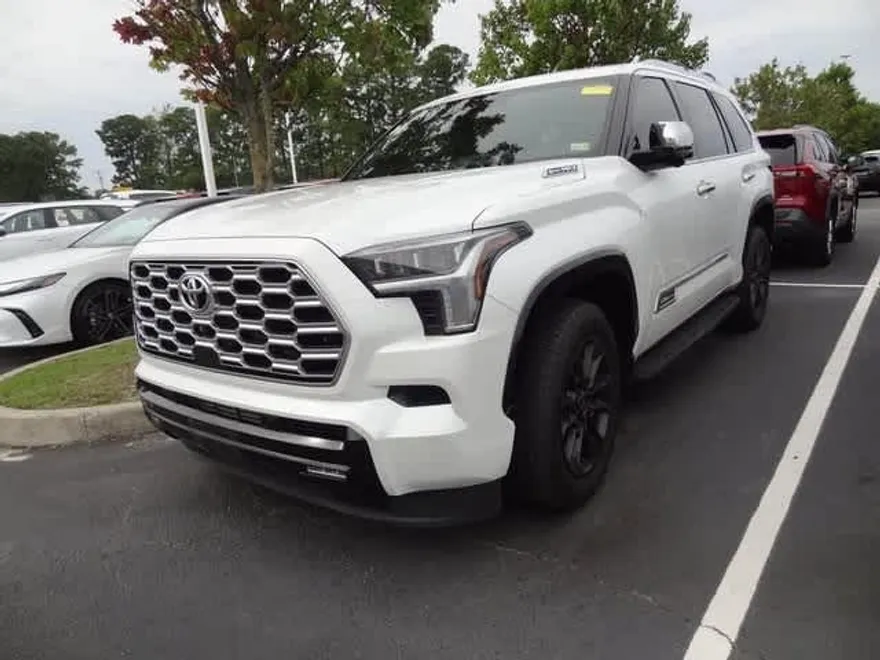 2025 Toyota Sequoia photo 1