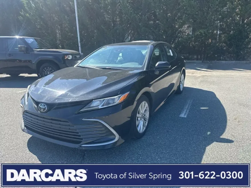 2024 Toyota Camry LE photo 1