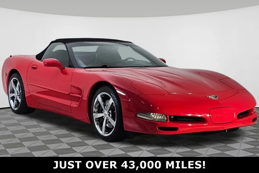 2003 Chevrolet Corvette Base Convertible photo 1
