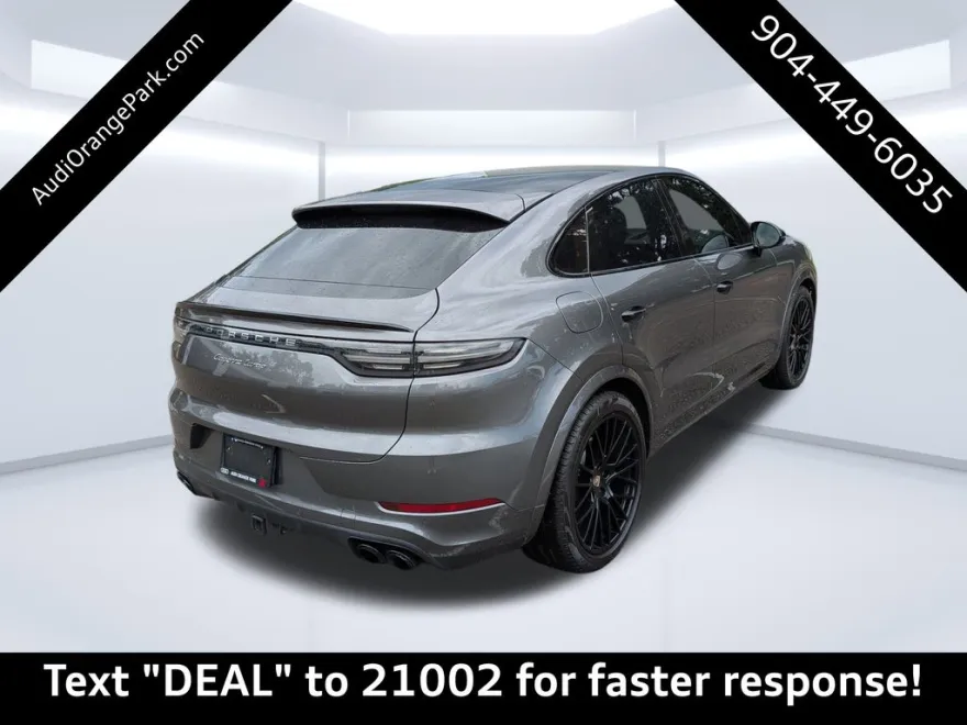 2020 Porsche Cayenne Coupe Turbo photo 2