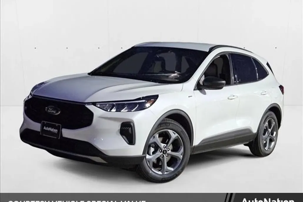2025 Ford Escape ST-Line photo 1