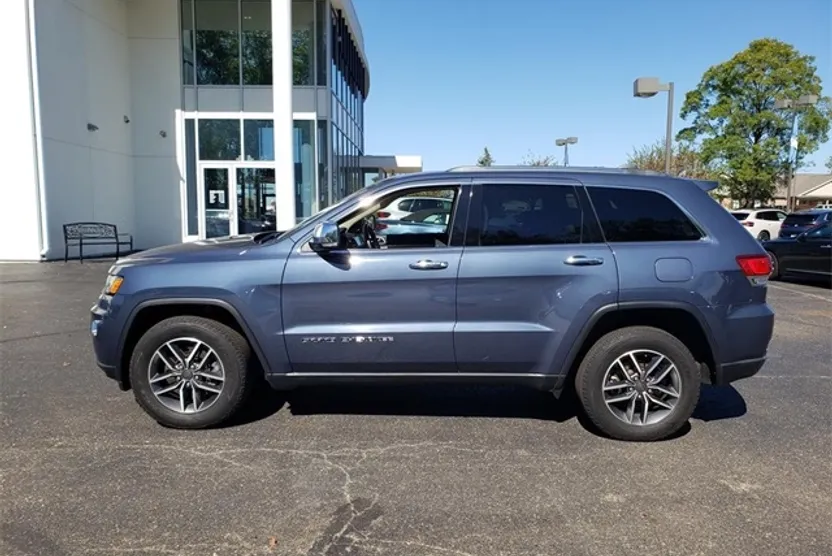 2021 Jeep Grand Cherokee Limited photo 1