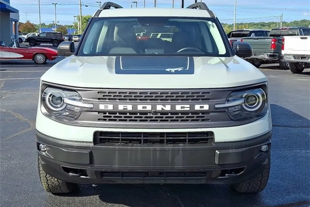 2023 Ford Bronco Sport Badlands photo 1