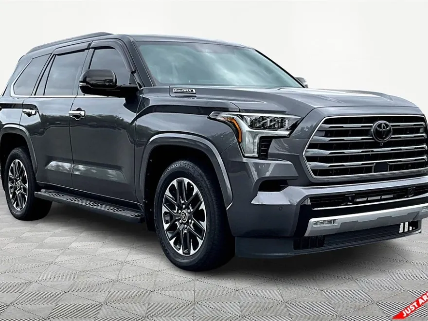 2023 Toyota Sequoia Limited photo 1