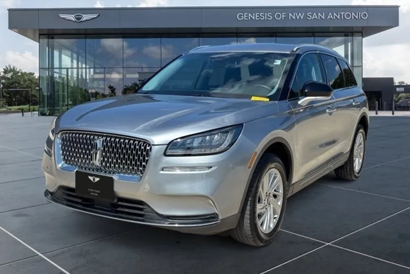 2022 Lincoln Corsair Standard photo 1