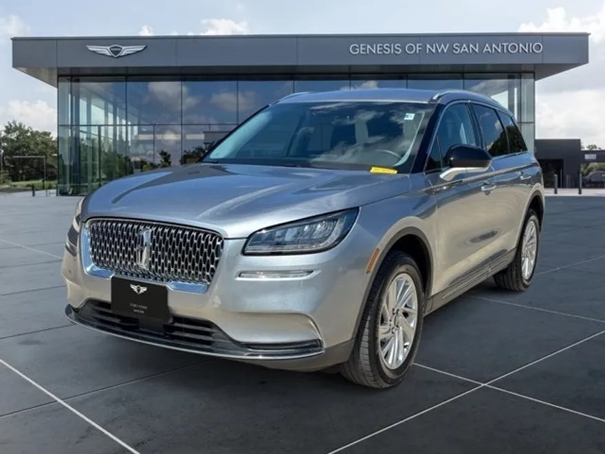 2022 Lincoln Corsair Standard photo 1