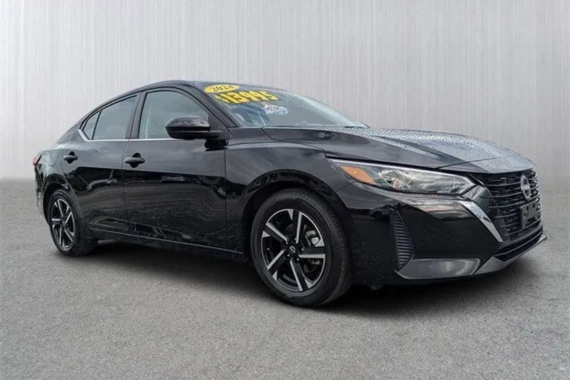 2024 Nissan Sentra SV photo 1