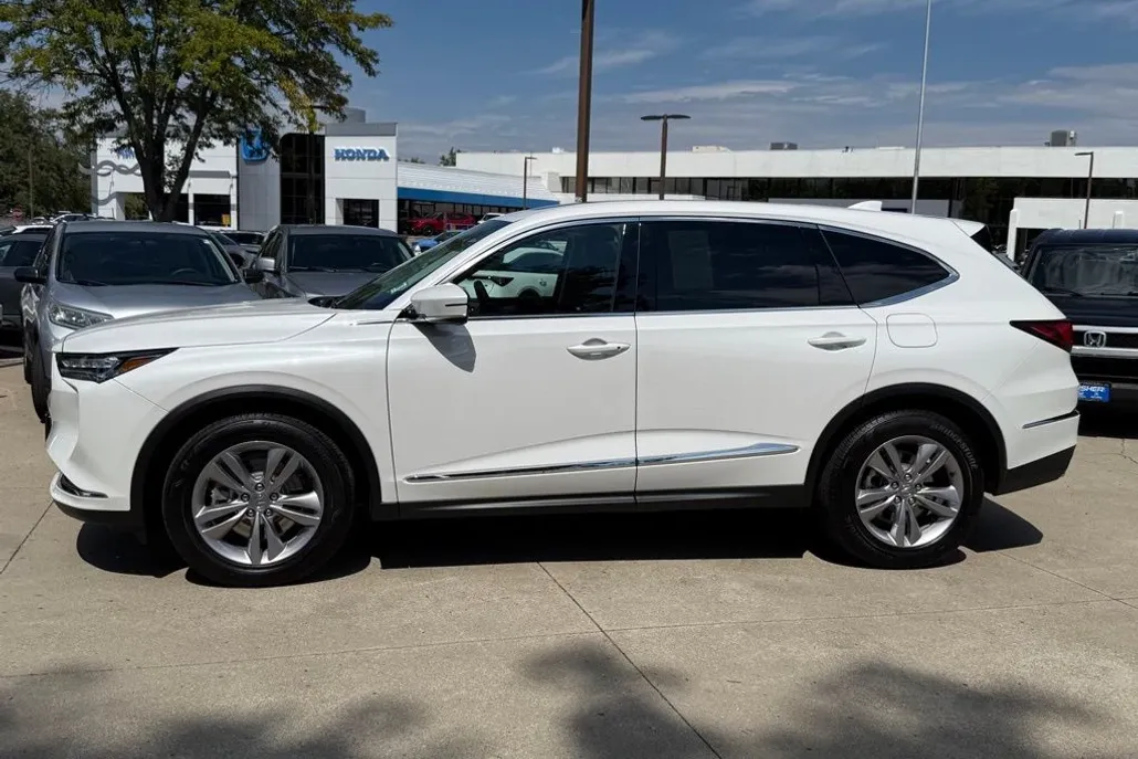 2024 Acura MDX SH-AWD photo 1