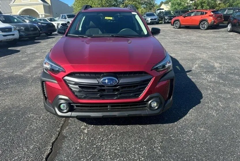 2025 Subaru Outback Premium photo 1