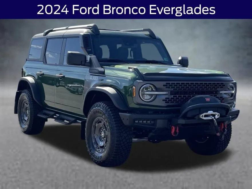 2024 Ford Bronco Everglades photo 1