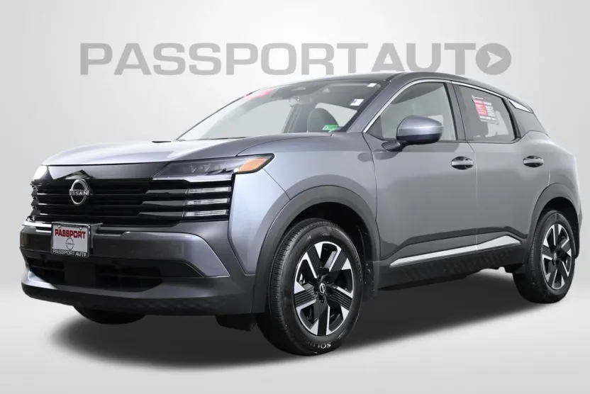 2025 Nissan Kicks SV photo 1