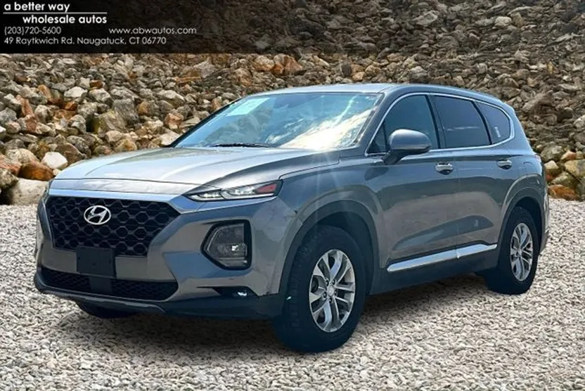 2019 Hyundai Santa Fe SEL photo 1