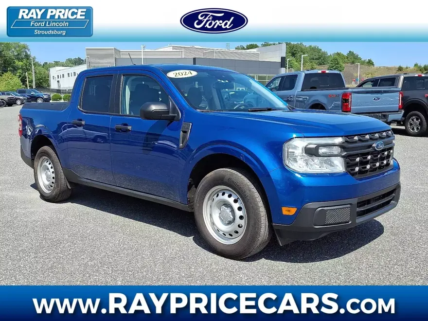 2024 Ford Maverick XL photo 1