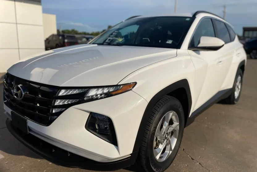 2024 Hyundai Tucson SEL photo 1