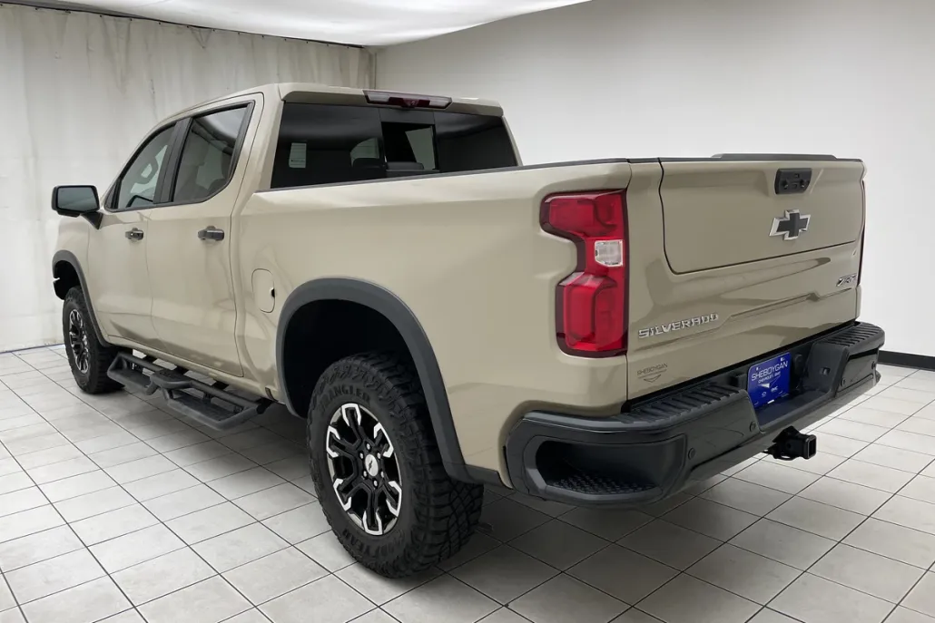 2022 Chevrolet Silverado 1500 ZR2 photo 1