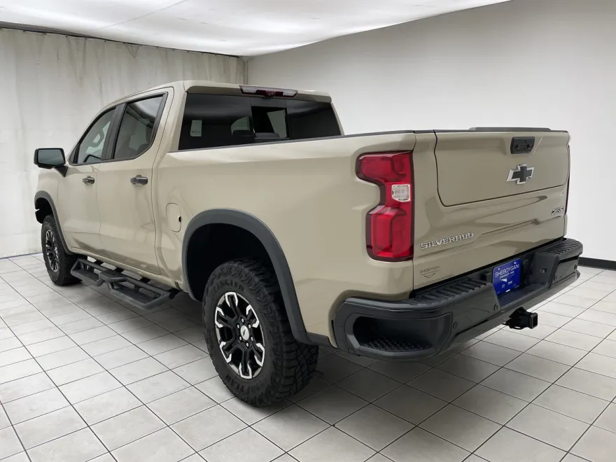 2022 Chevrolet Silverado 1500 ZR2 photo 1