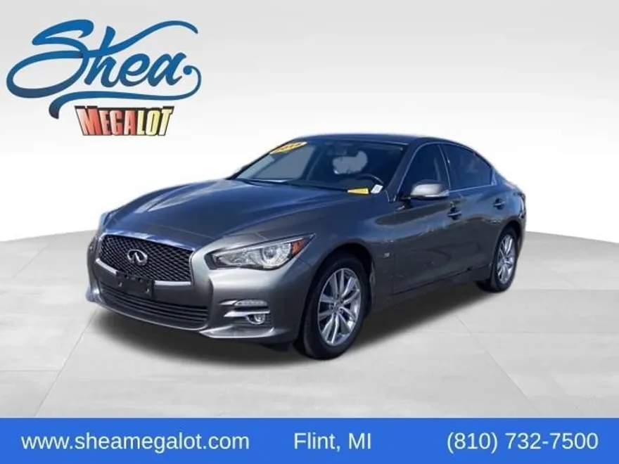 2015 Infiniti Q50 photo 1