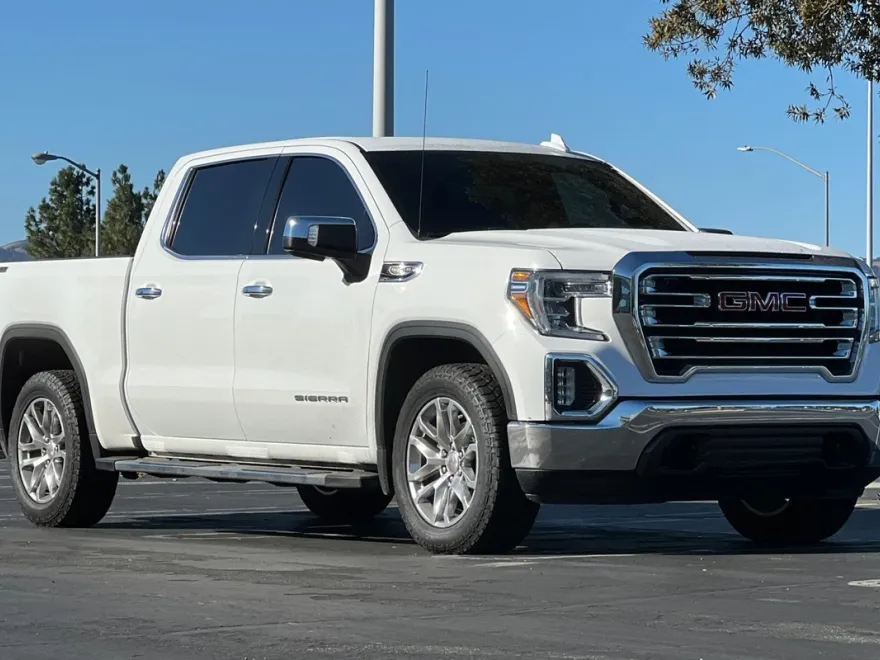 2021 Gmc Sierra 1500 SLT photo 1