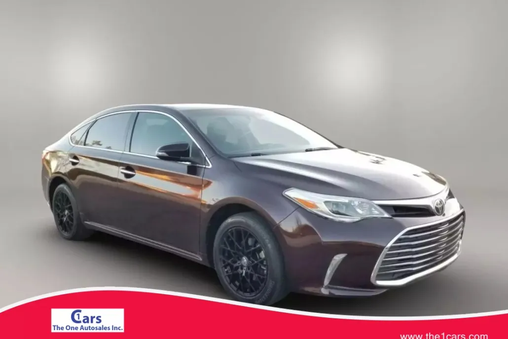 2017 Toyota Avalon XLE Premium photo 1
