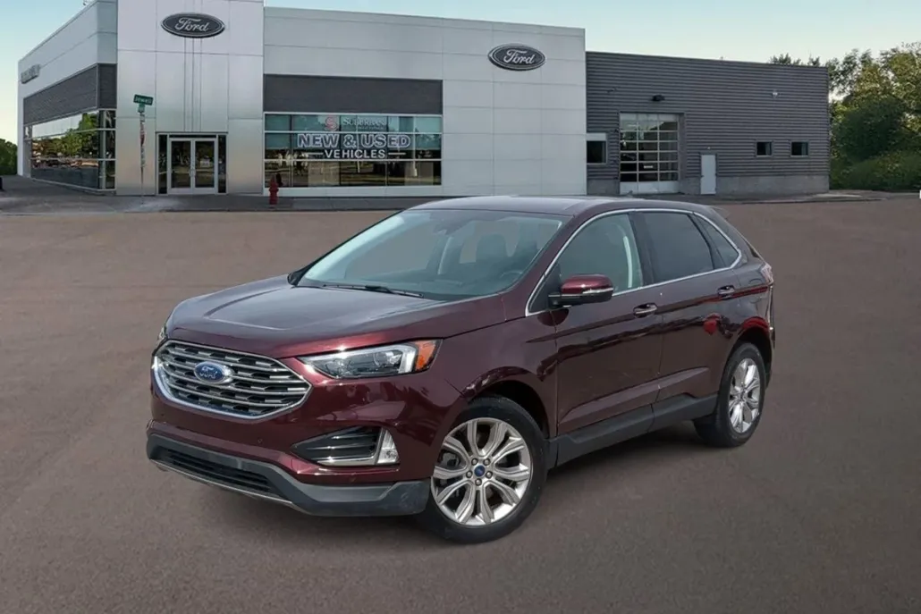 2023 Ford Edge Titanium photo 1