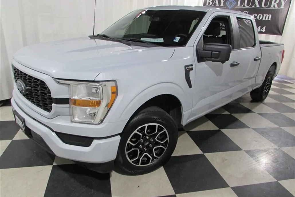 2022 Ford F-150 XL photo 1