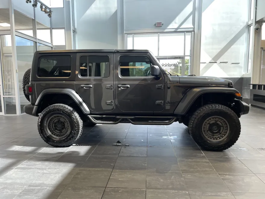 2022 Jeep Wrangler Unlimited Sport photo 1