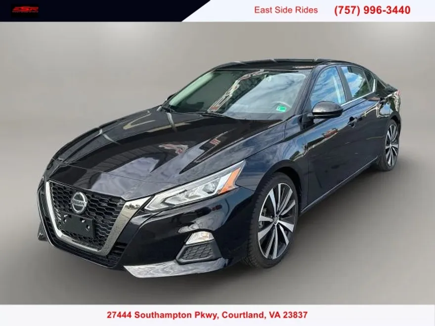 2022 Nissan Altima 2.5 SR photo 1