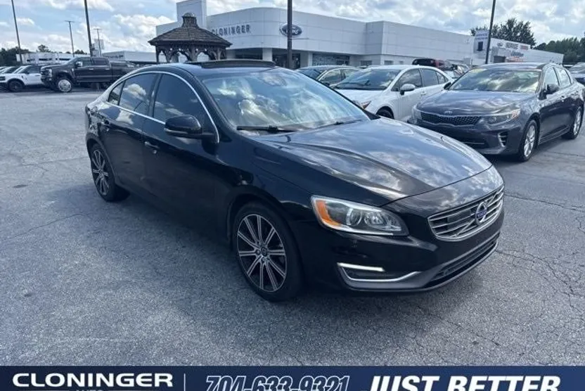 2016 Volvo S60 Inscription T5 photo 1