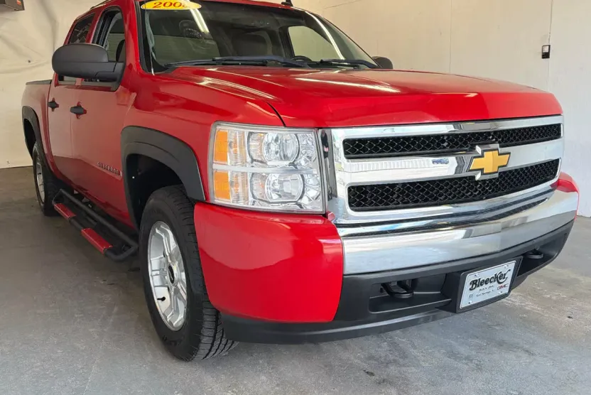 2008 Chevrolet Silverado 1500 Base photo 1