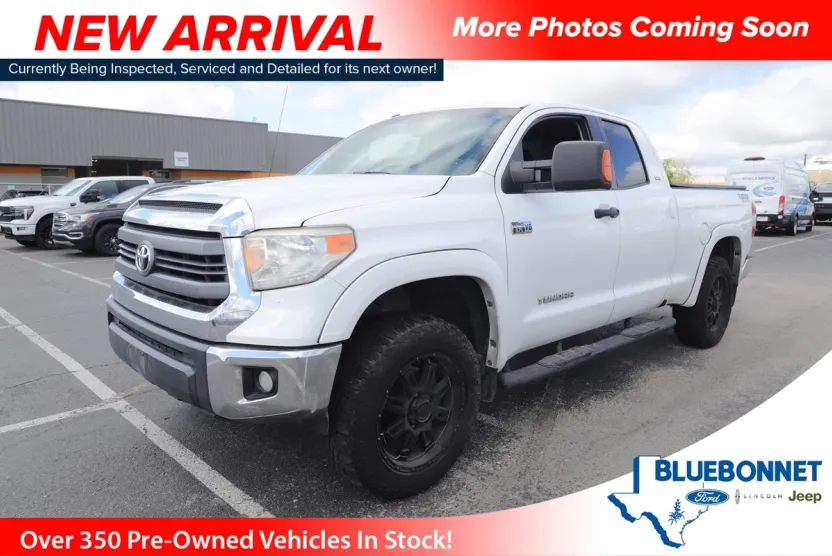 2015 Toyota Tundra SR5 Grade photo 1