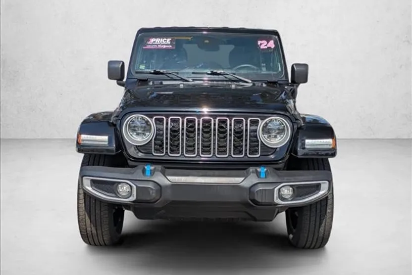 2024 Jeep Wrangler 4xe Sahara photo 1