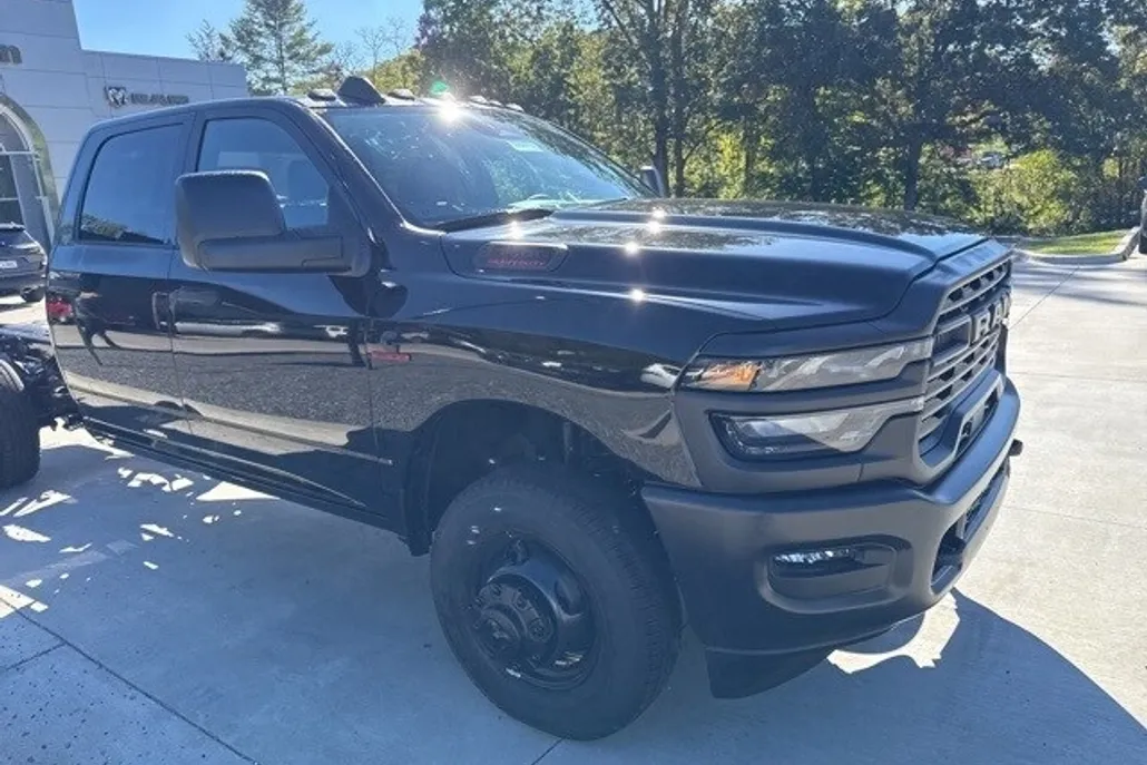 2026 Ram 3500 Tradesman photo 1