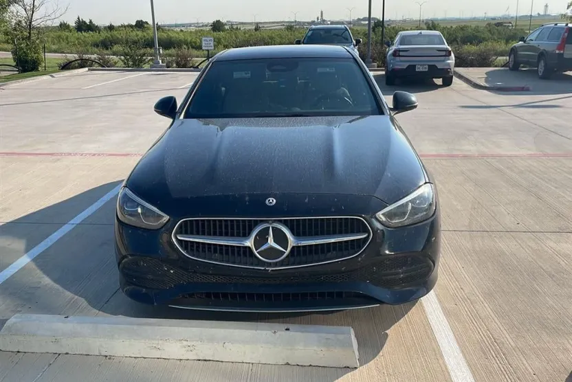 2022 Mercedes Benz C 300 photo 1