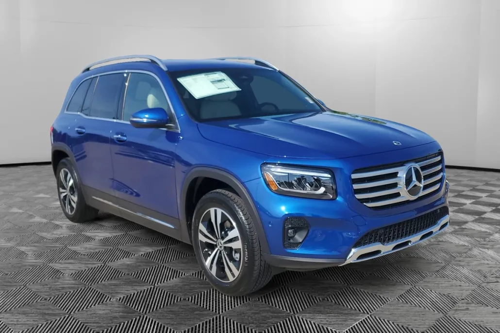 2025 Mercedes Benz GLB 250 4MATIC photo 1