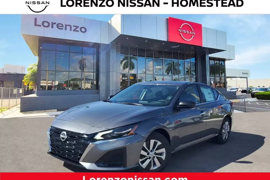 2025 Nissan Altima S photo 1