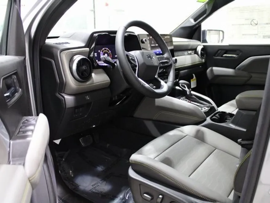 2026 Chevrolet Colorado ZR2 photo 1